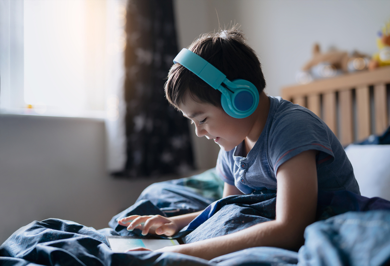 耳机与儿童听力损伤有关