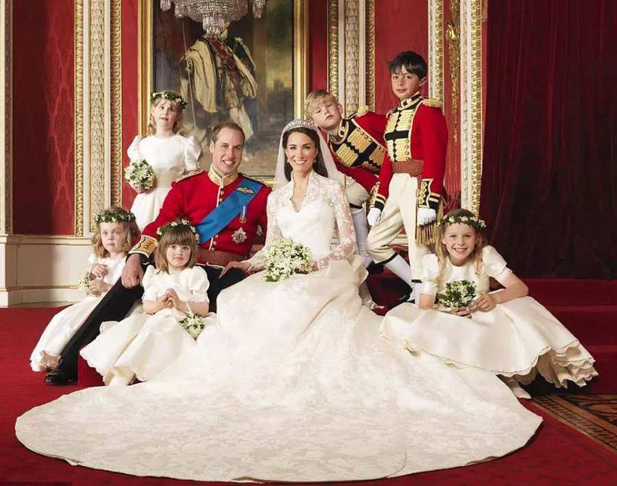 Unpublished photos of the British royal family