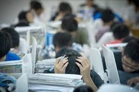 歐美國家為何沒有“高考狀元”情節？(圖)