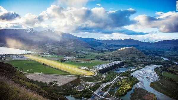 全球最美十大机场 看到第五名还以为到了侏罗纪公园…
