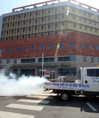 韓國多人病房、探病無管控 讓MERS在醫院失控