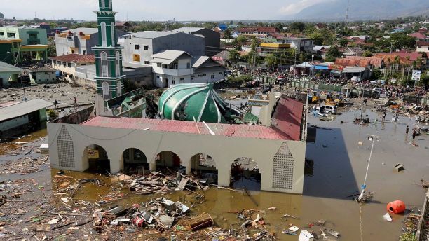 印尼7.5級強震與海嘯 死亡已達800餘人