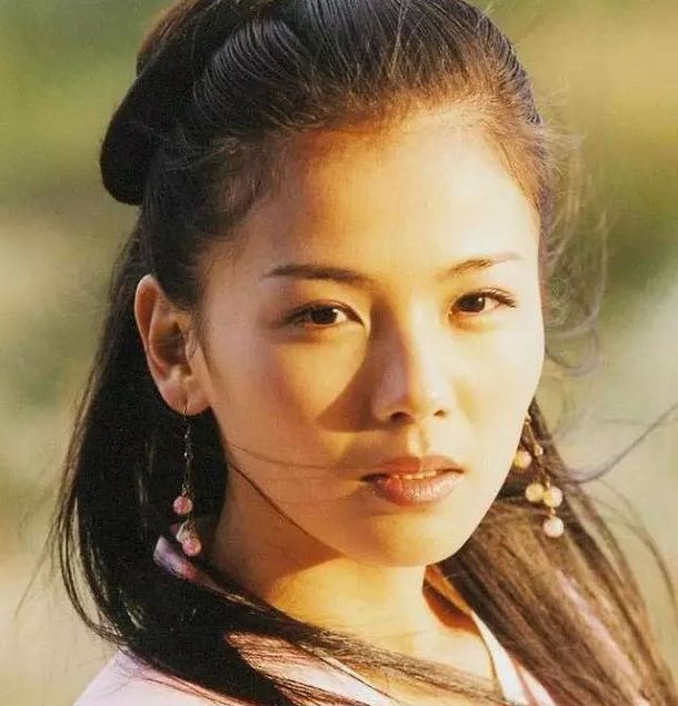 娱乐圈11大绝色女星(组图)