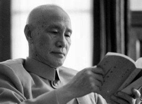 蒋介石修身向道 戒名利色秘闻大披露（图）