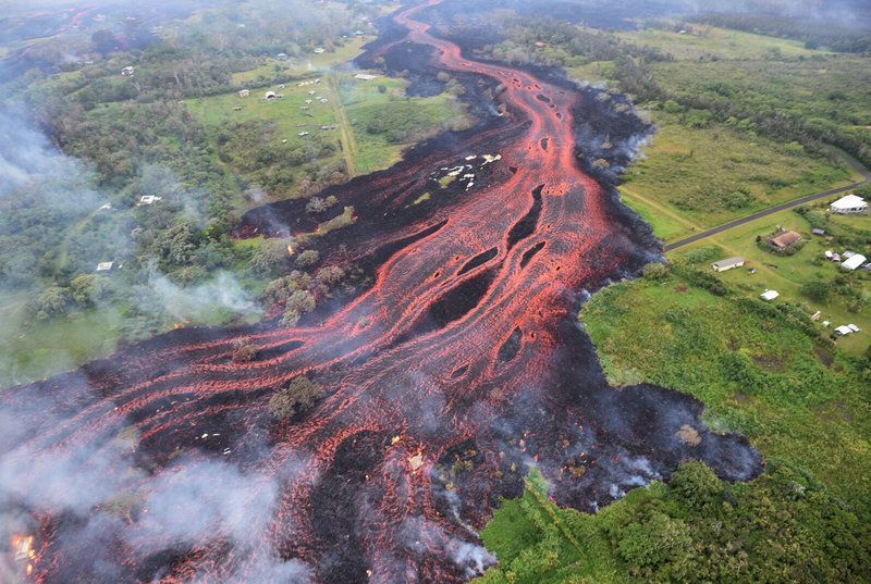 夏威夷火山熔岩噴發有毒氣體和玻璃