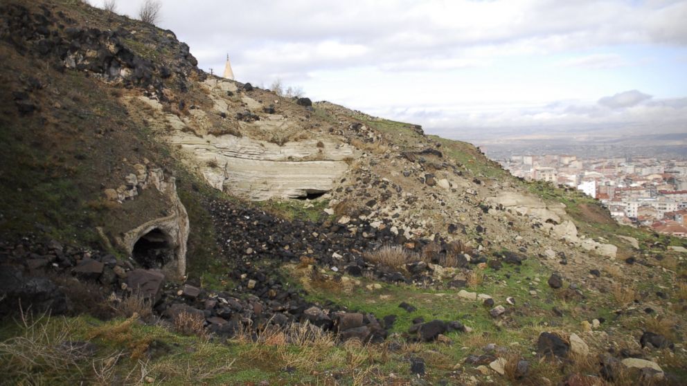 世界奇觀 土耳其發現5000年歷史地下古堡(組圖)