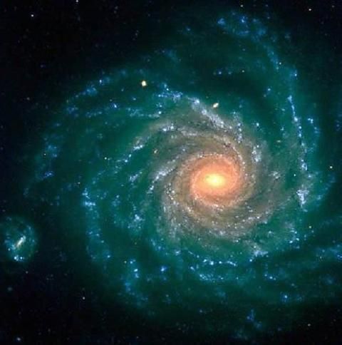 宇宙中最迷人的十大星系（组图）