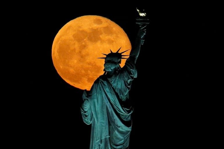 月升之時：八國簽署月球移民與勘探協定