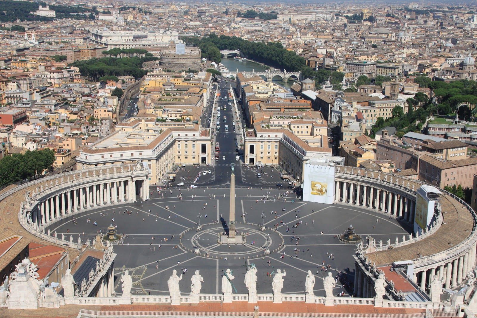 中國國家旅遊局禁止旅行團前往梵蒂岡