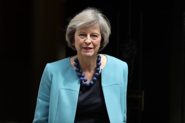 英國明天舉行大選  民調顯示首相梅伊領導的保守黨領先