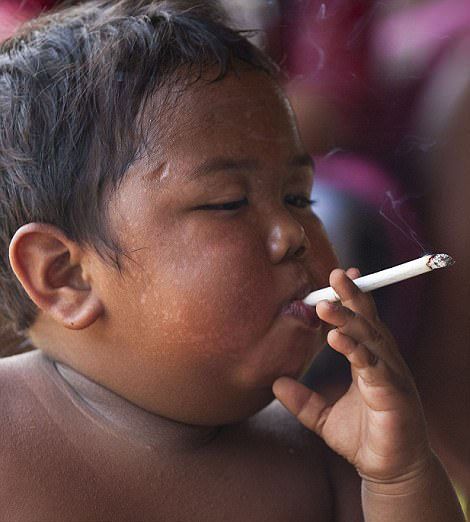 印尼著名孩童菸癮者成功戒菸受矚目