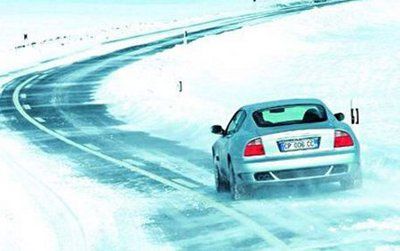 冬季无雪胎驾驶技巧(图)