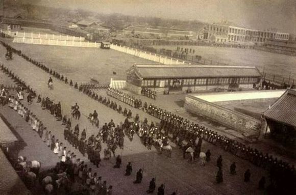 1902年光緒皇帝迴鑾照 真實的皇帝回宮(組圖)