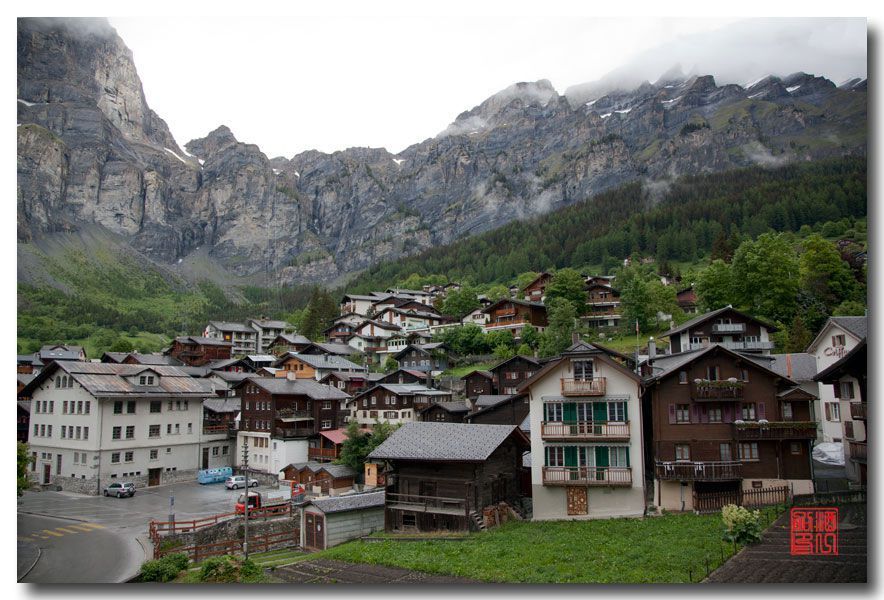 瑞士的溫泉小鎮：洛伊克巴德 (Leukerbad)
