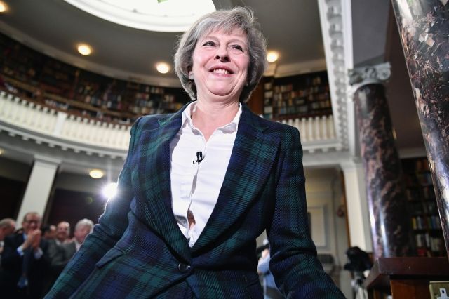 英國保守黨新黨魁投票，梅伊（Theresa May）獲逾半數國會議員支持