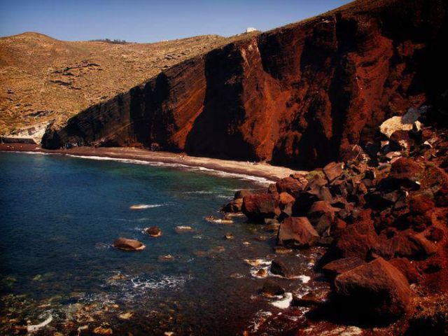 世界上最漂亮的七彩沙灘