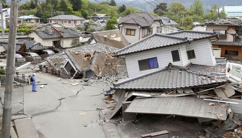 7.3級地震重創日本九州熊本 軍警投入救災（組圖）