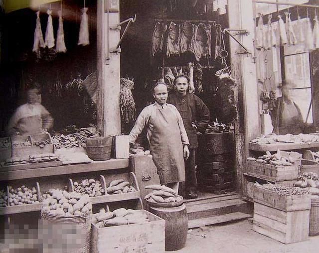 真實老照片：100年前華人移民美國後的生活(組圖)
