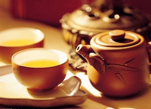 煮一壺清茶，在文字中遨遊(圖)