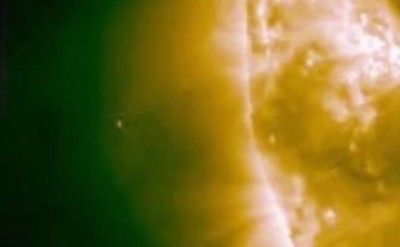 NASA隱瞞真相？專家：太陽恐被外星人控制
