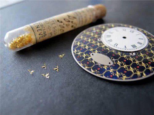 雅克德羅表 美麗的金箔雕花琺琅(組圖)