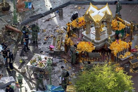 曼谷大爆炸 观光客叹泰国走回头路